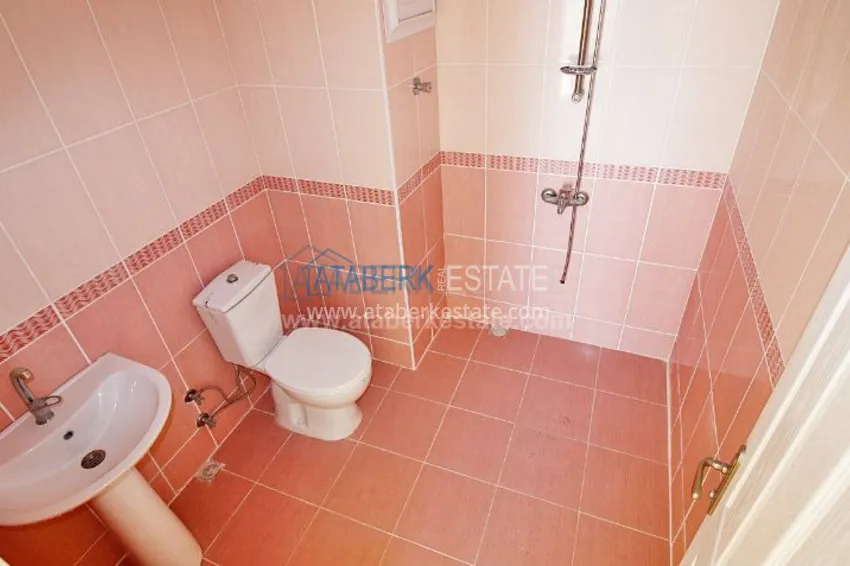 Purchase  Просторная квартира с двумя спальнями и отдельной кухней от собственника в Махмутларе. Всего 70 м до моря! 4 