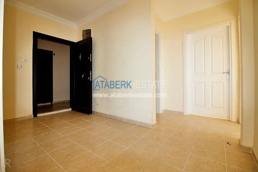 Purchase  Просторная квартира с двумя спальнями и отдельной кухней от собственника в Махмутларе. Всего 70 м до моря! 9 