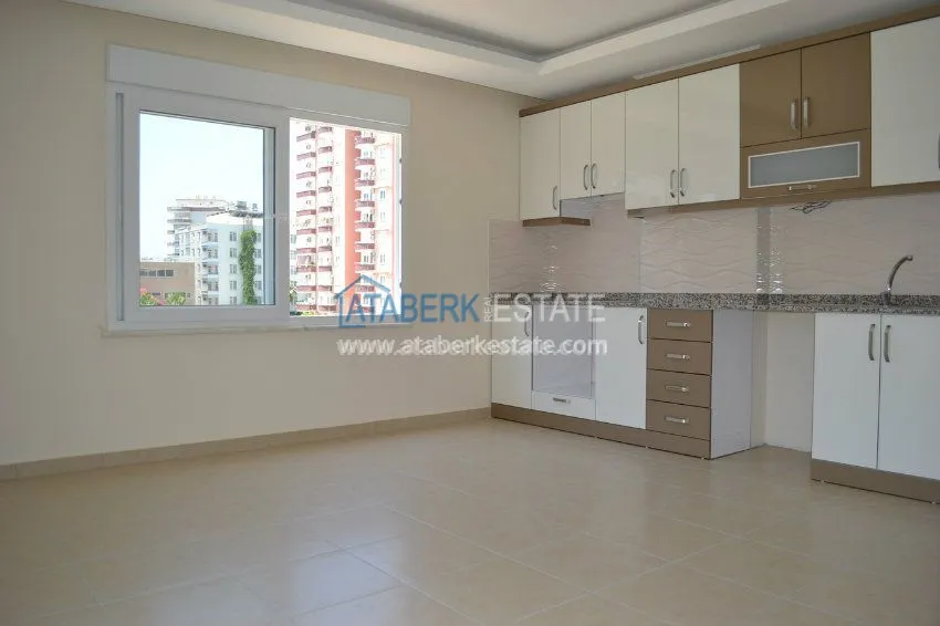 Purchase Новые апартаменты с видом на море в центре Махмутлара 6 