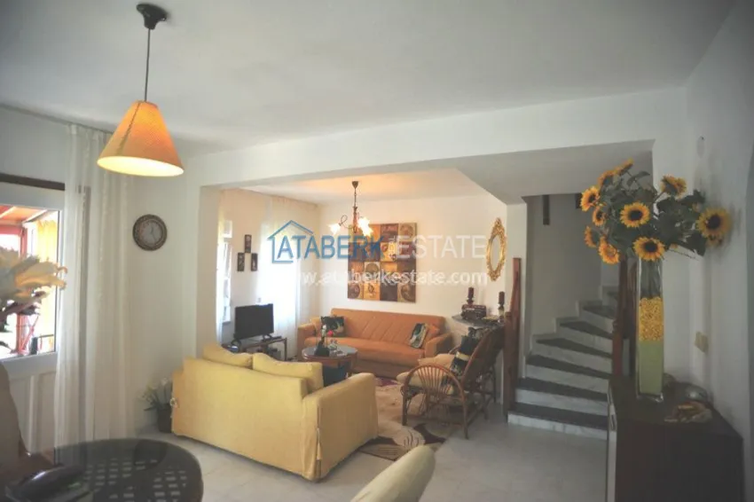 Purchase  Вилла в районе Демирташ всего в 300 метрах от Средиземного моря. 2 