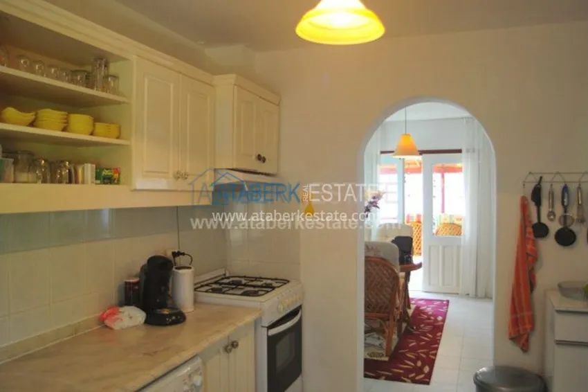 Purchase  Вилла в районе Демирташ всего в 300 метрах от Средиземного моря. 7 