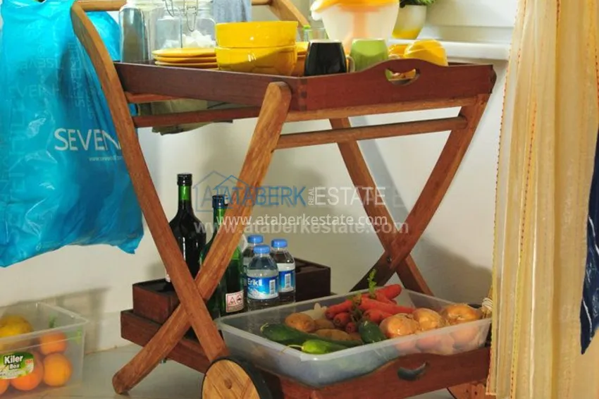 Purchase  Вилла в районе Демирташ всего в 300 метрах от Средиземного моря. 12 