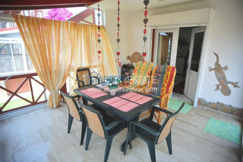 Purchase  Вилла в районе Демирташ всего в 300 метрах от Средиземного моря. 16 