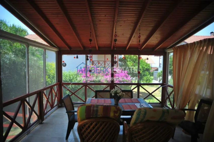 Purchase  Вилла в районе Демирташ всего в 300 метрах от Средиземного моря. 18 