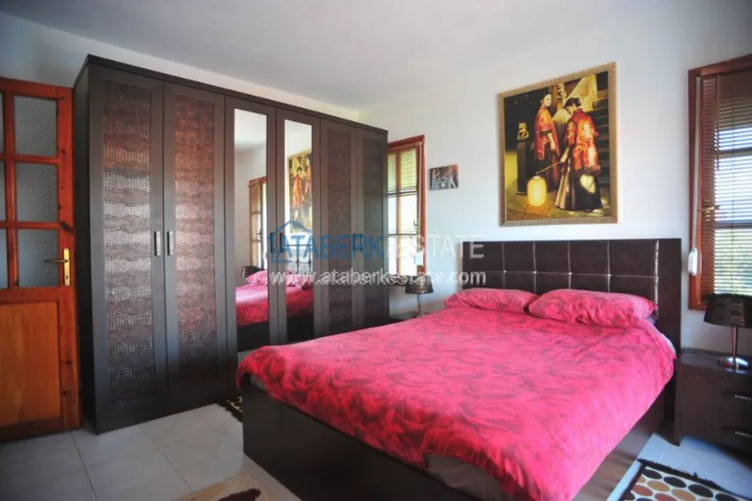 Purchase  Вилла в районе Демирташ всего в 300 метрах от Средиземного моря. 26 