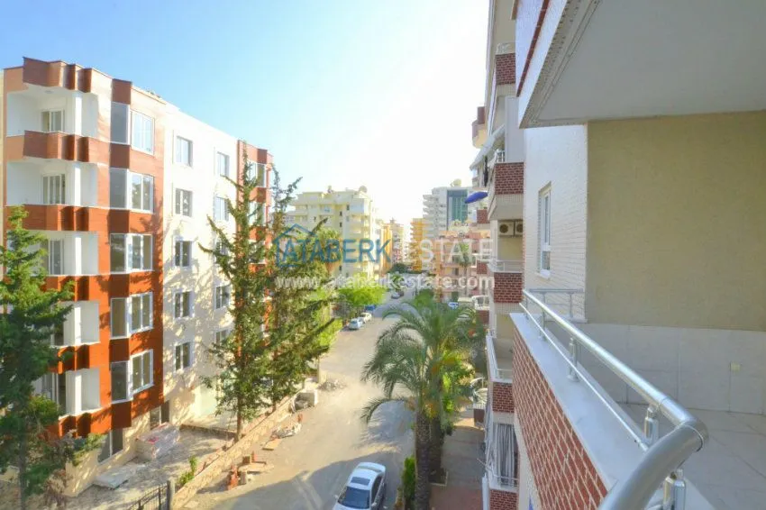 Purchase  Просторные апартаменты в 350 метрах от пляжей. 11 