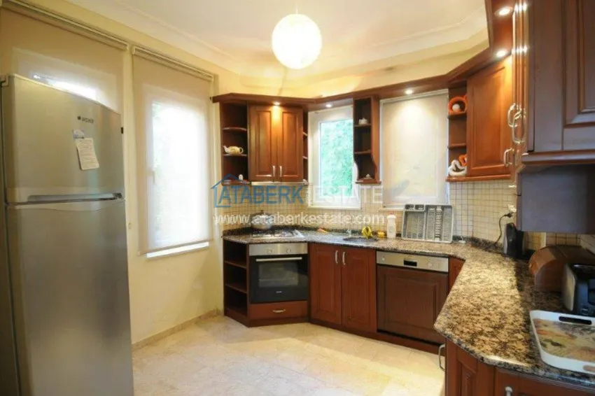 Purchase Furnished three-bedroom villa in Gold City 3 