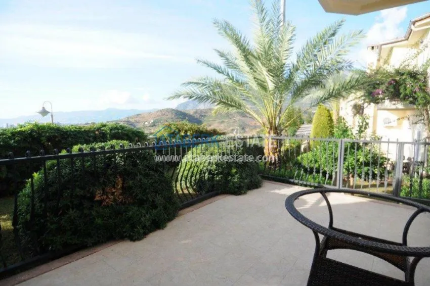 Purchase Furnished three-bedroom villa in Gold City 17 