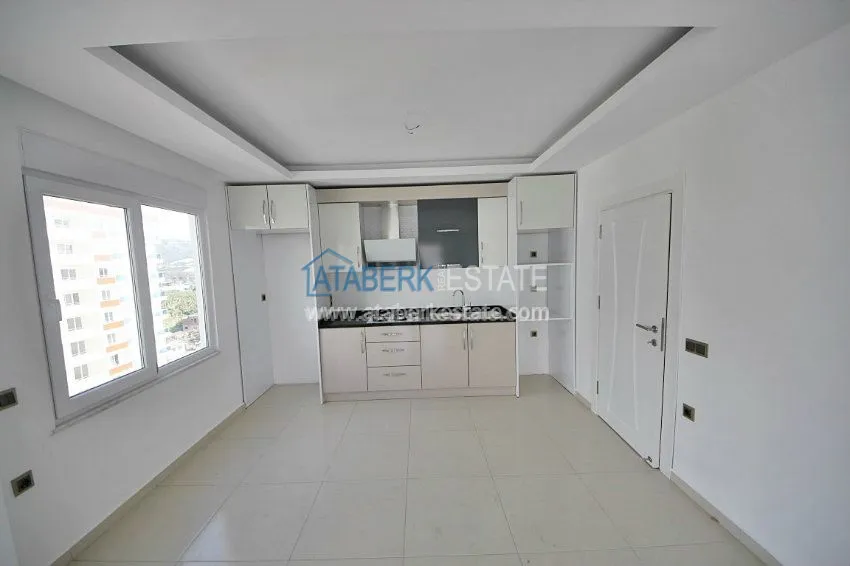 Purchase  Просторные апартаменты в потрясающим видом на море и горы. 4 