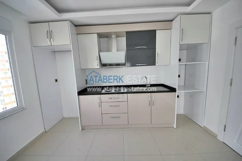 Purchase  Просторные апартаменты в потрясающим видом на море и горы. 5 