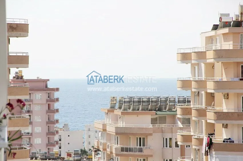 Purchase  Просторные апартаменты в потрясающим видом на море и горы. 15 