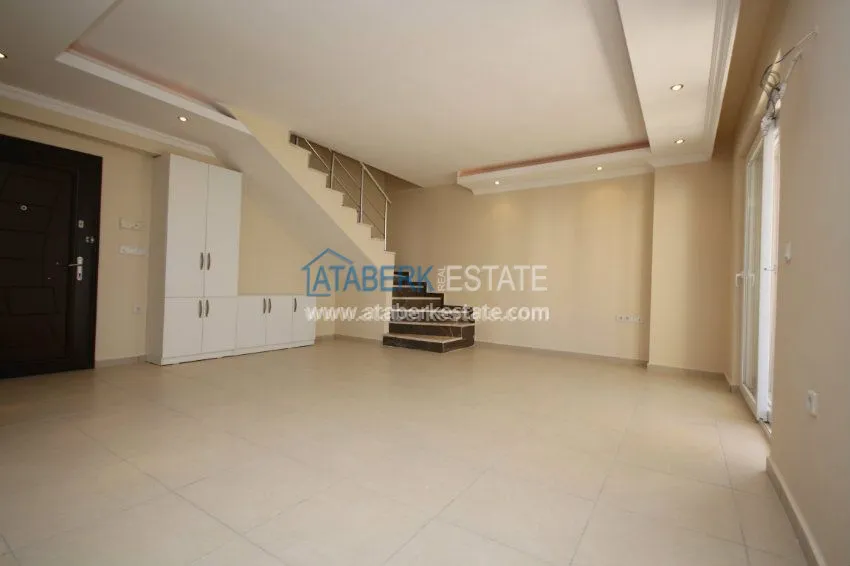 Purchase  Дублекс 2+1 от владельца в Махмутларе 3 