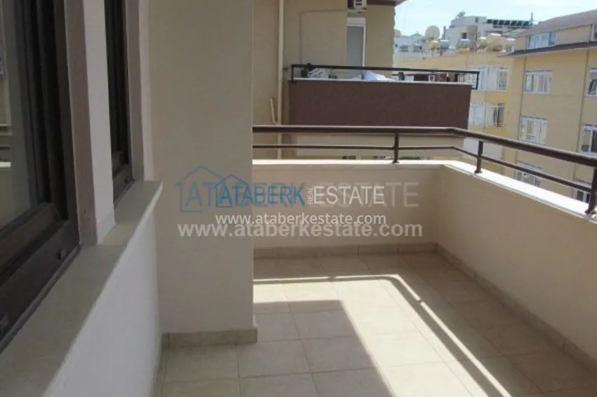 Purchase  Трехкомнатная квартира в европейском районе Оба. 11 