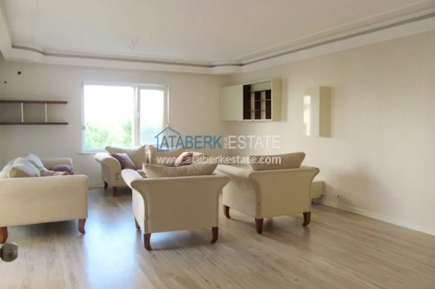 Purchase  Three-bedroom apartment in Oba 17 