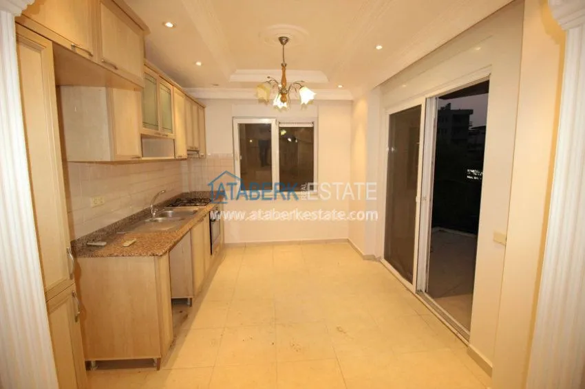 Purchase  2+1 от владельца у торгового центра Аланиум, район Оба  5 