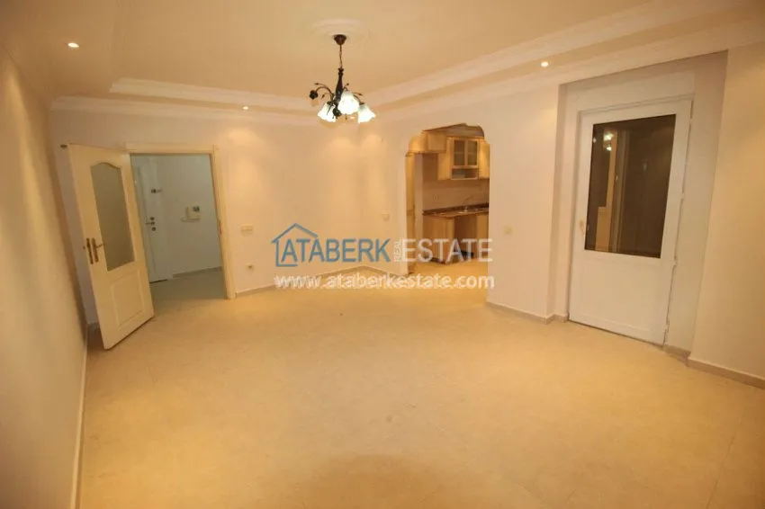 Purchase  2+1 от владельца у торгового центра Аланиум, район Оба  6 