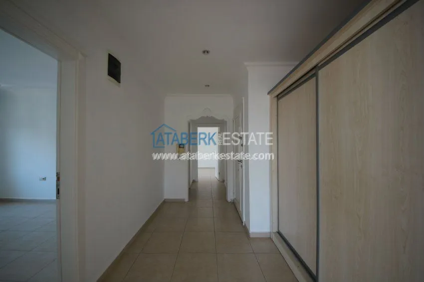 Purchase  Spacious 2+1 apartment in Mahmutlar 3 