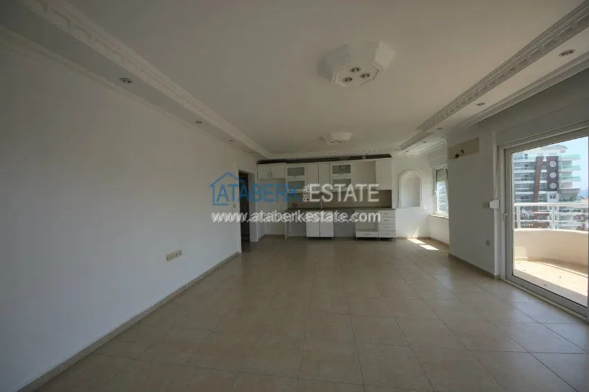 Purchase  Spacious 2+1 apartment in Mahmutlar 5 