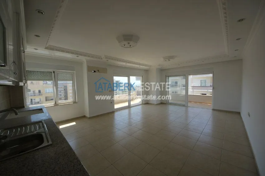 Purchase  Spacious 2+1 apartment in Mahmutlar 7 