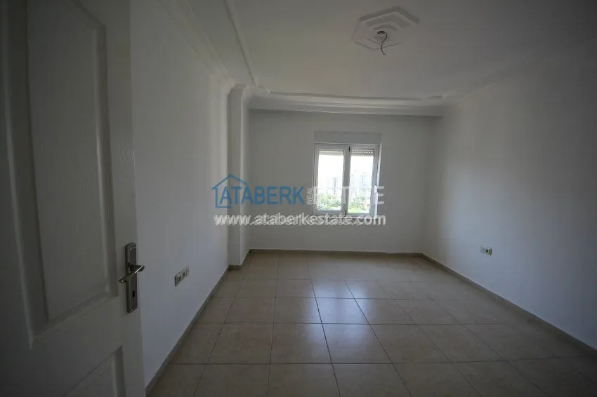 Purchase  Spacious 2+1 apartment in Mahmutlar 8 