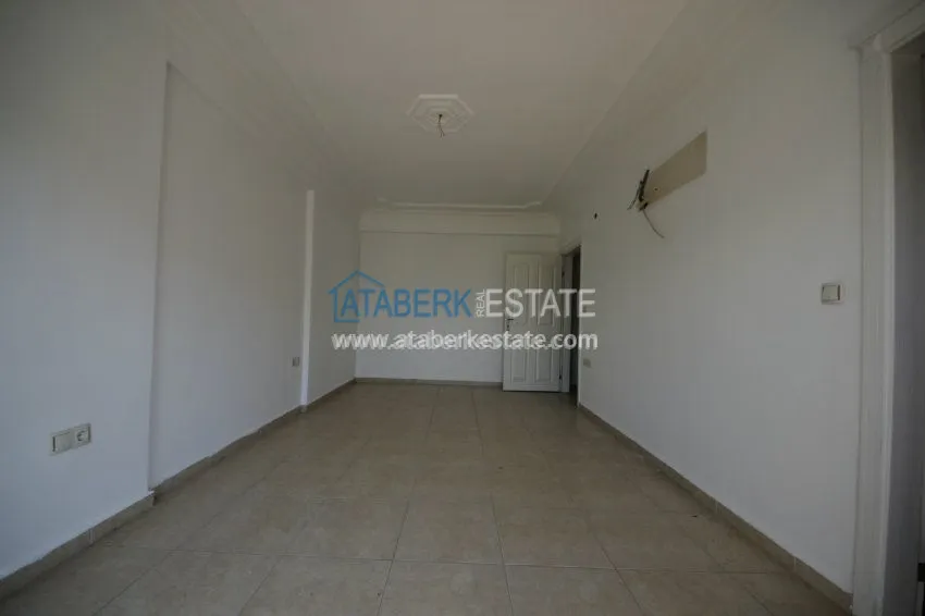 Purchase  Spacious 2+1 apartment in Mahmutlar 15 