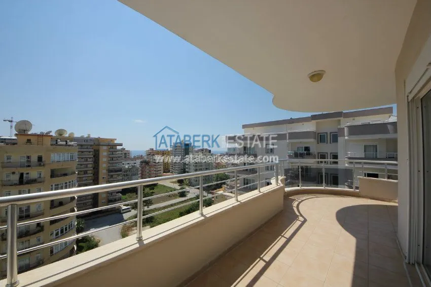 Purchase  Spacious 2+1 apartment in Mahmutlar 19 