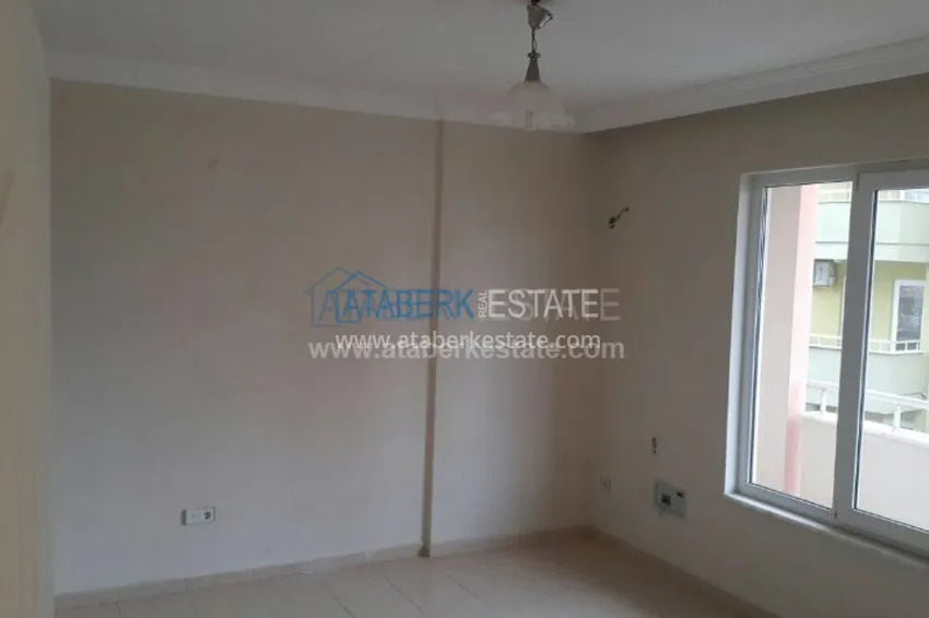 Purchase  Трехкомнатная квартира в комплексе с бассейном в центре Алании. 14 