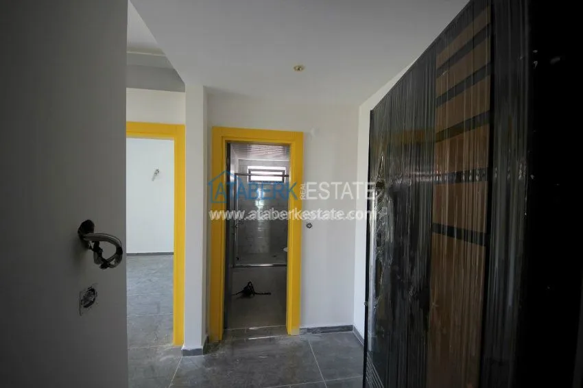 Purchase  1+1 apartment in famous Mahmutlar 1 