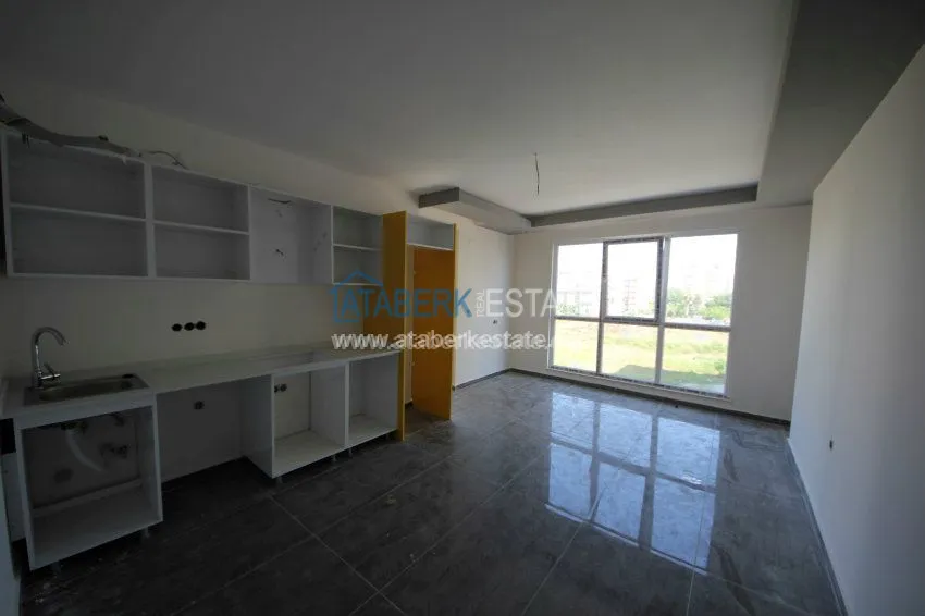 Purchase  1+1 apartment in famous Mahmutlar 2 
