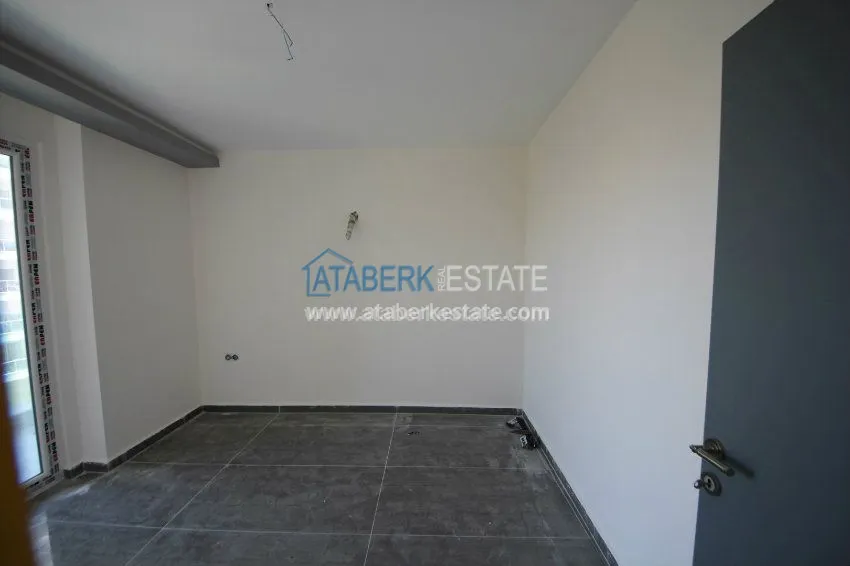 Purchase  1+1 apartment in famous Mahmutlar 3 