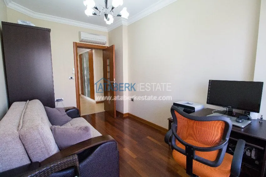 Purchase Spacious 3+1 apartment in a luxury complex in the center of Alanya 5 