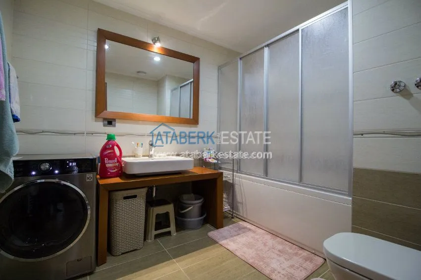 Purchase Spacious 3+1 apartment in a luxury complex in the center of Alanya 13 