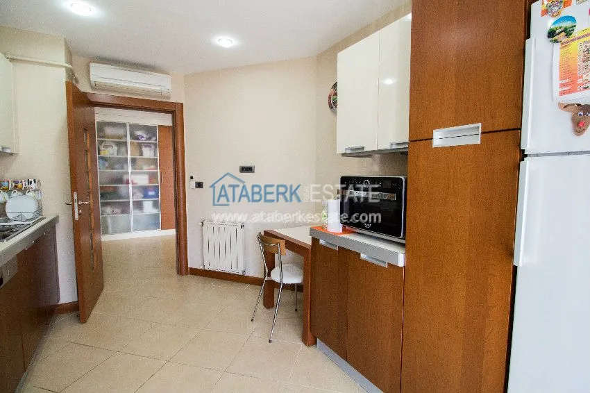 Purchase Spacious 3+1 apartment in a luxury complex in the center of Alanya 18 