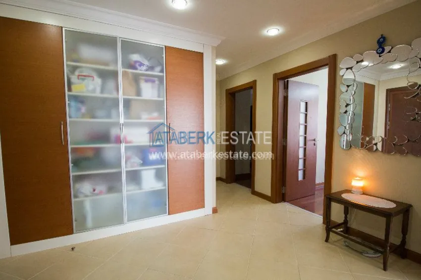 Purchase Spacious 3+1 apartment in a luxury complex in the center of Alanya 24 