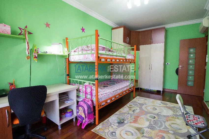 Purchase Spacious 3+1 apartment in a luxury complex in the center of Alanya 26 