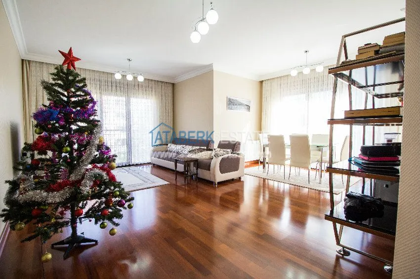 Purchase Spacious 3+1 apartment in a luxury complex in the center of Alanya 29 