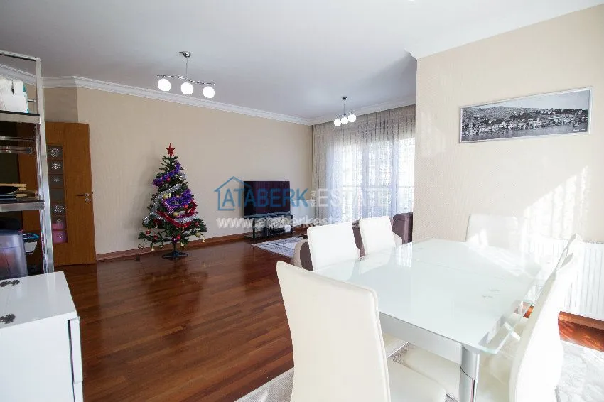 Purchase Spacious 3+1 apartment in a luxury complex in the center of Alanya 31 