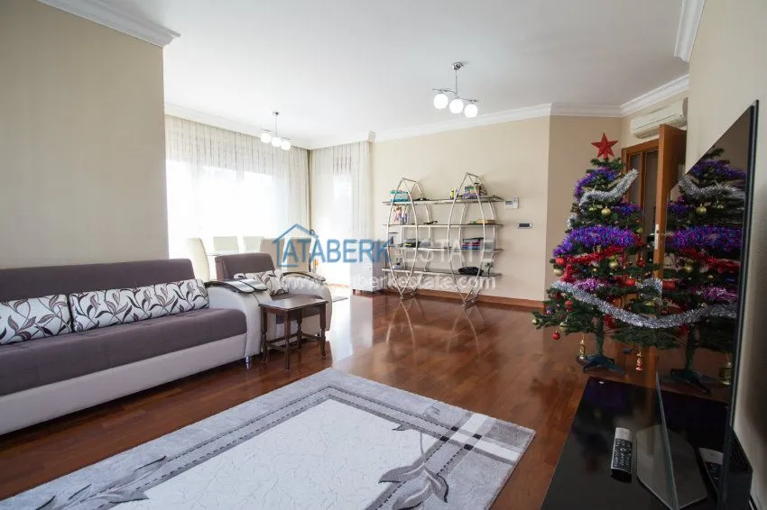 Purchase Spacious 3+1 apartment in a luxury complex in the center of Alanya 34 