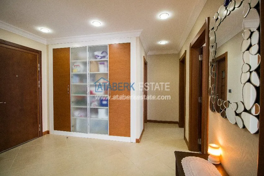Purchase Spacious 3+1 apartment in a luxury complex in the center of Alanya 36 
