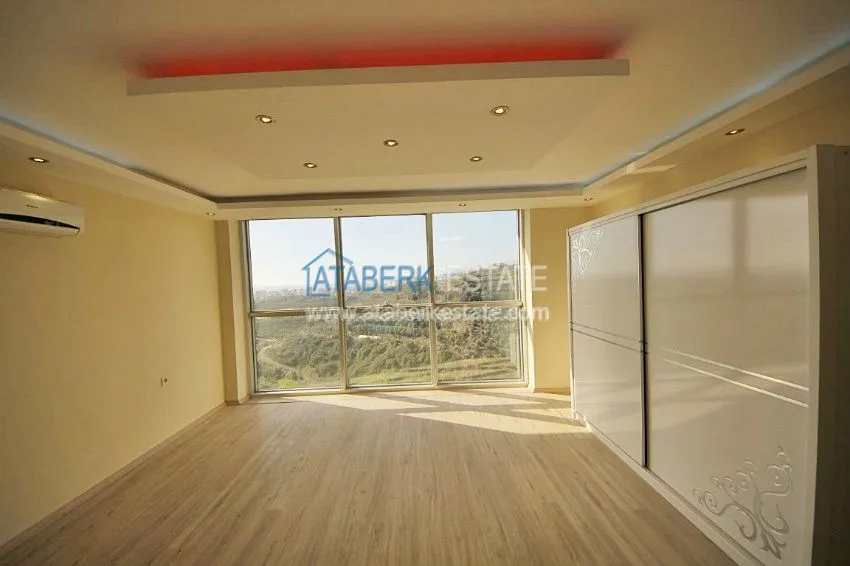 Purchase  Villa with stunning views in Kargicak 10 