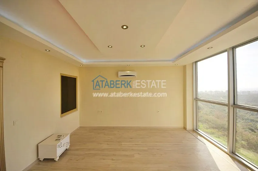 Purchase  Villa with stunning views in Kargicak 12 