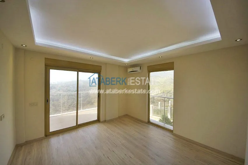 Purchase  Villa with stunning views in Kargicak 14 