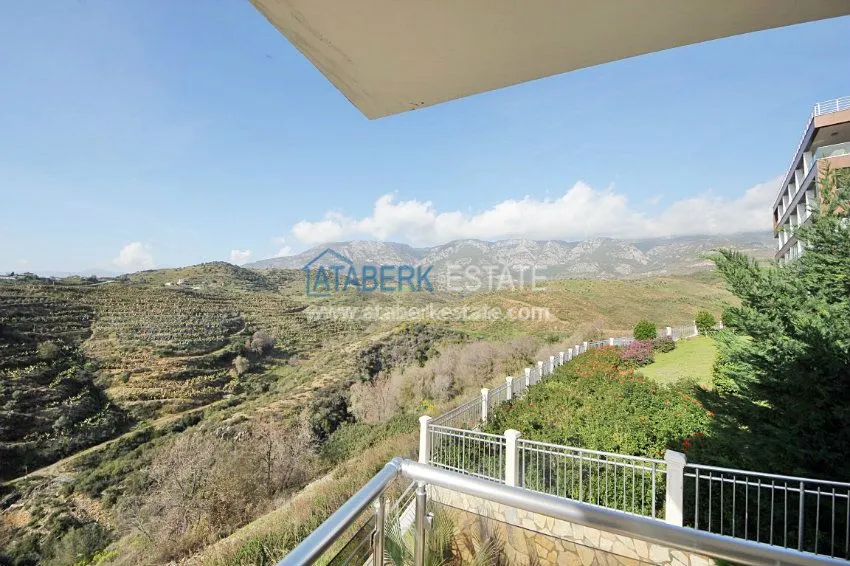 Purchase  Villa with stunning views in Kargicak 15 