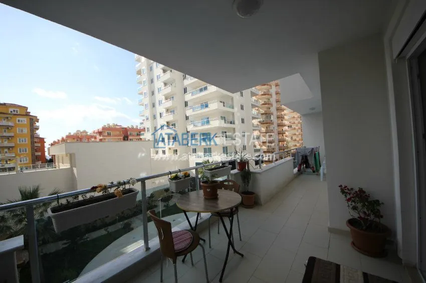 Purchase  Large 2+1 apartment in Mahmutlar 11 