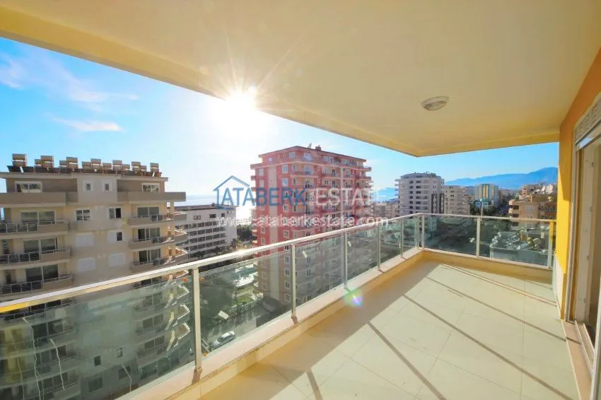 Purchase Видовая 3+1 в новострое на центральной улице Махмутлара 12 