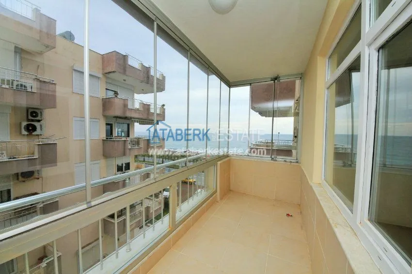 Purchase Beachfront 2+1 apartment 10 