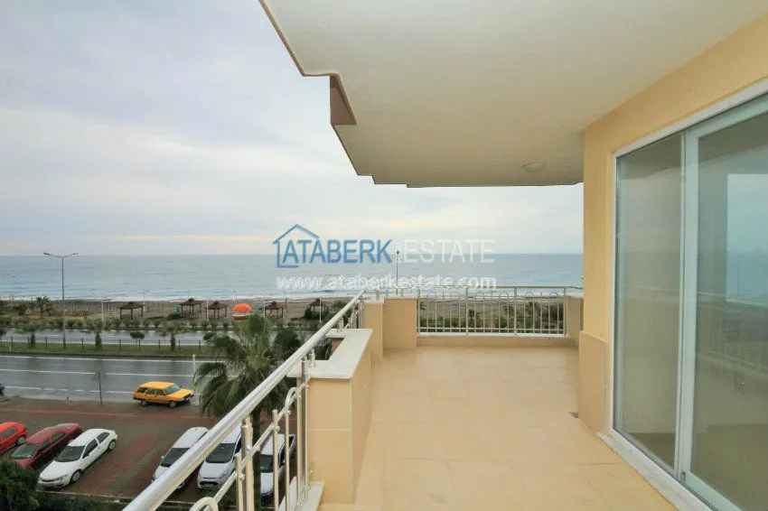 Purchase Beachfront 2+1 apartment 17 