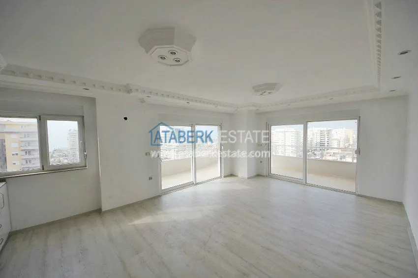 Purchase  Дуплекс с 5 комнатами в районе Махмутлар 11 