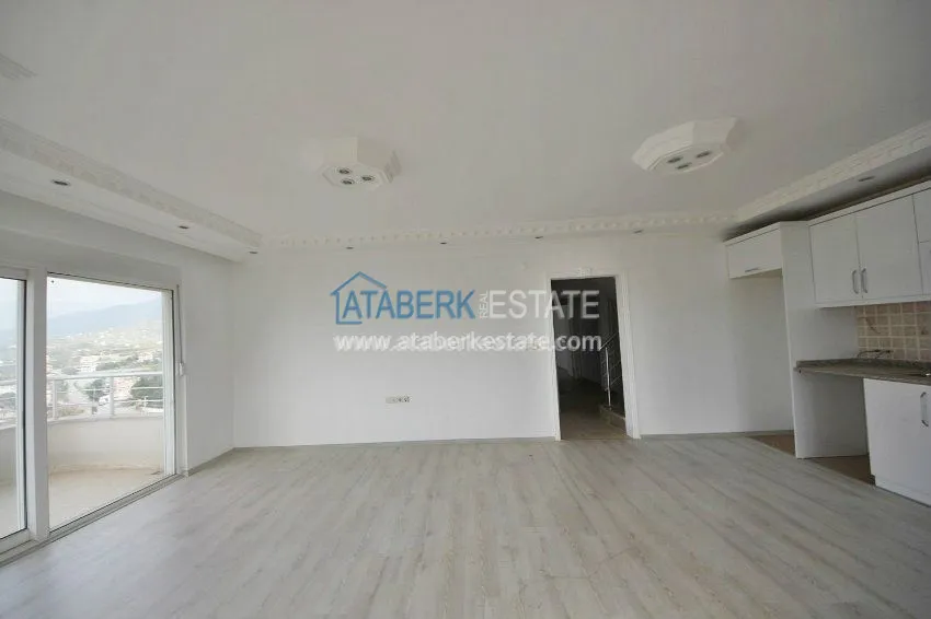 Purchase  Дуплекс с 5 комнатами в районе Махмутлар 15 