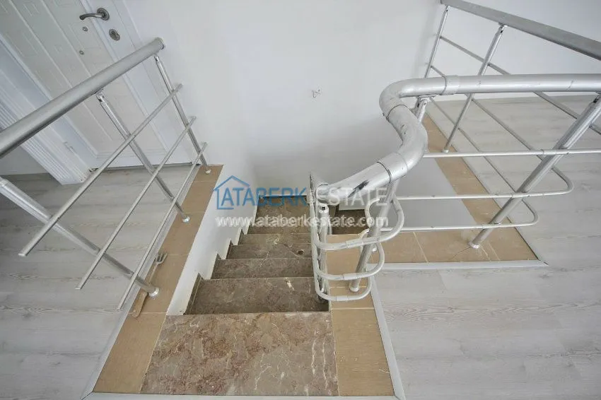 Purchase  Дуплекс с 5 комнатами в районе Махмутлар 25 